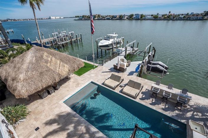 Image No.13-4 Bed Property for sale