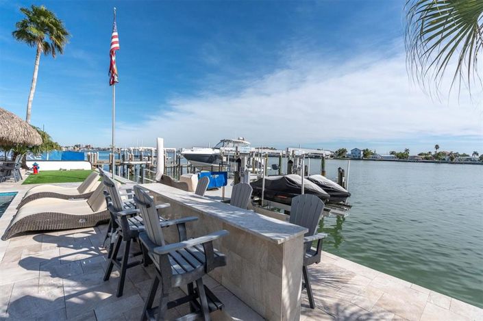 Image No.17-4 Bed Property for sale