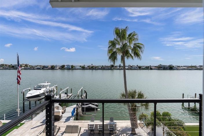 Image No.18-4 Bed Property for sale