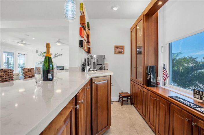 Image No.33-4 Bed Property for sale