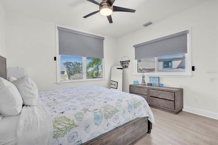 Image No.48-4 Bed Property for sale