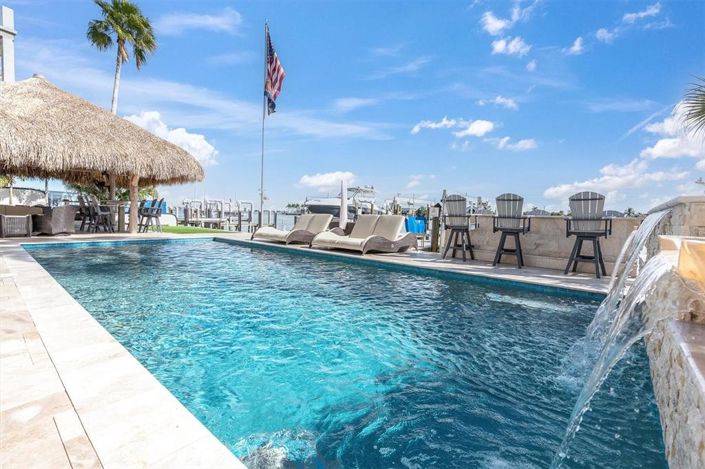 Image No.60-4 Bed Property for sale