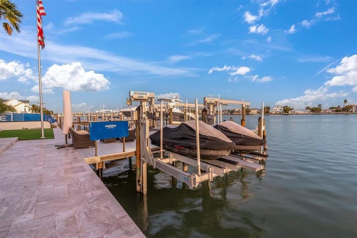 Image No.69-4 Bed Property for sale