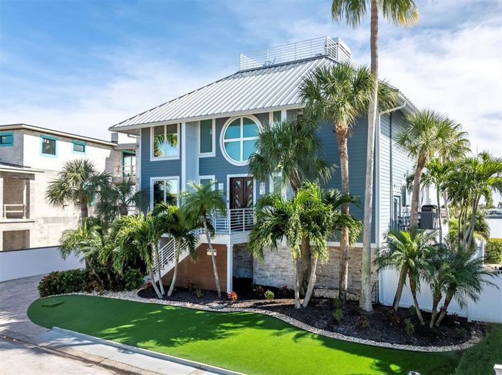 Image No.75-4 Bed Property for sale