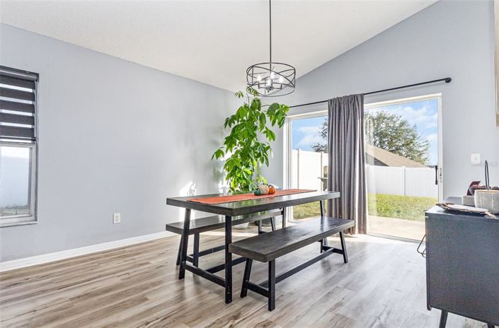 Image No.11-4 Bed Property for sale