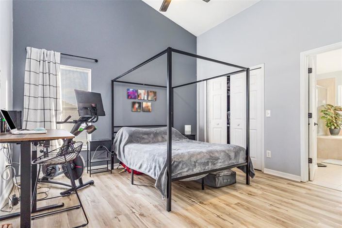 Image No.18-4 Bed Property for sale