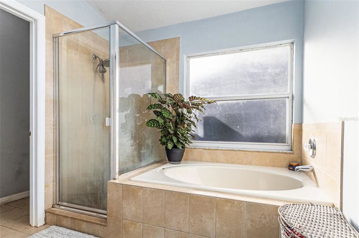 Image No.21-4 Bed Property for sale