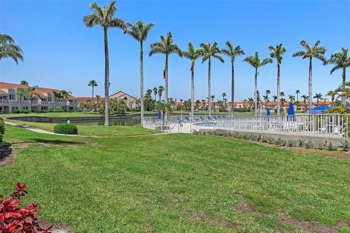 Image No.28-2 Bed Property for sale