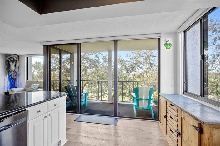 Image No.12-2 Bed Property for sale