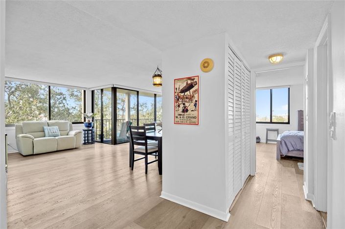 Image No.17-2 Bed Property for sale