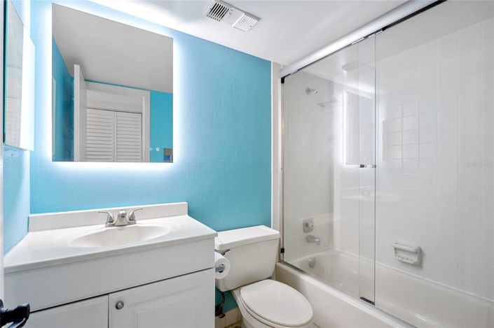 Image No.26-2 Bed Property for sale