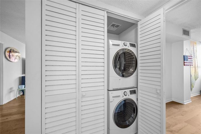 Image No.28-2 Bed Property for sale