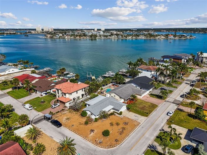 Image No.21-Propriété de 2 chambres à vendre à Floride