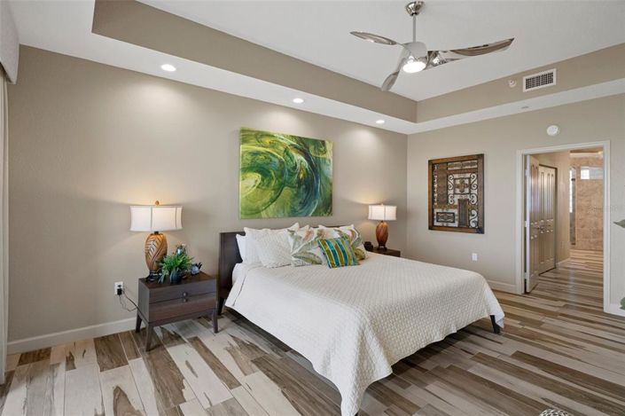 Image No.23-3 Bed Property for sale