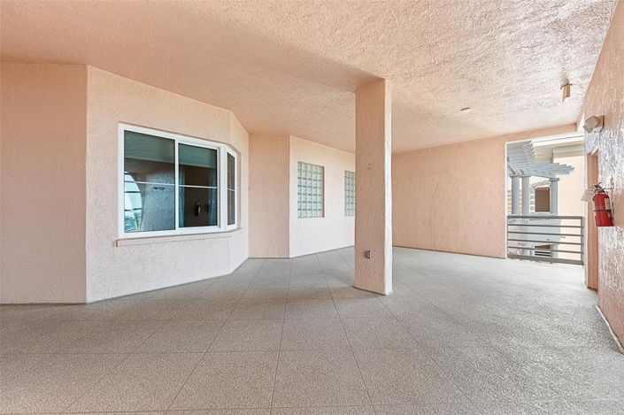 Image No.37-3 Bed Property for sale