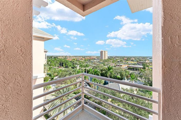 Image No.39-3 Bed Property for sale