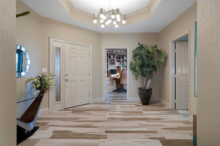 Image No.8-3 Bed Property for sale