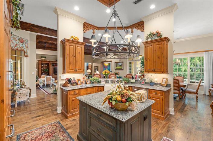 Image No.19-3 Bed Property for sale