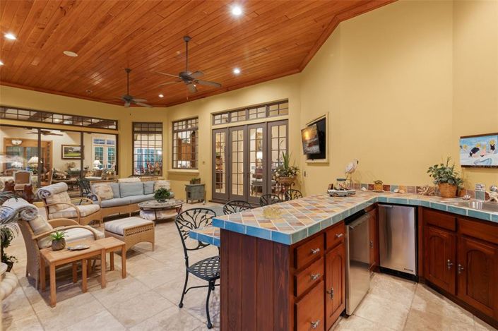 Image No.4-3 Bed Property for sale