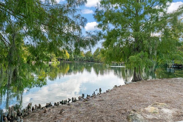 Image No.63-3 Bed Property for sale