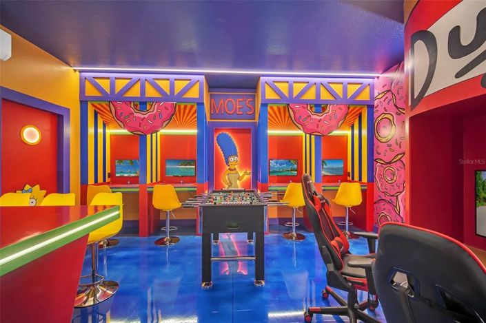 Image No.19-10 Bed Property for sale