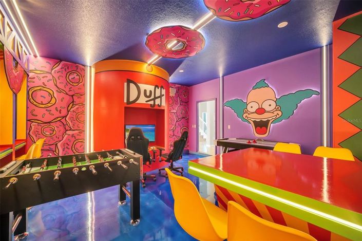 Image No.22-10 Bed Property for sale