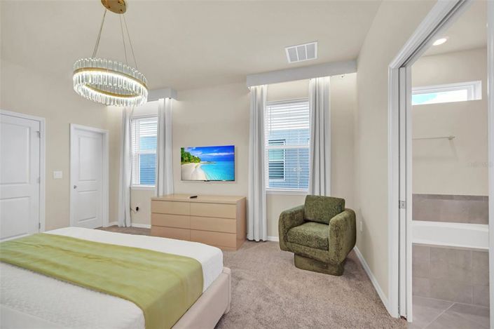 Image No.24-10 Bed Property for sale