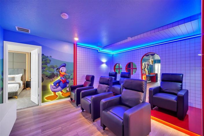 Image No.35-10 Bed Property for sale