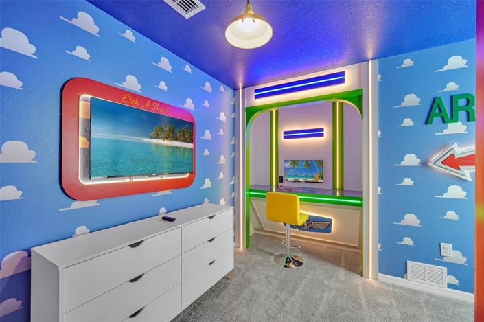 Image No.47-10 Bed Property for sale