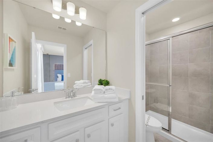 Image No.54-10 Bed Property for sale