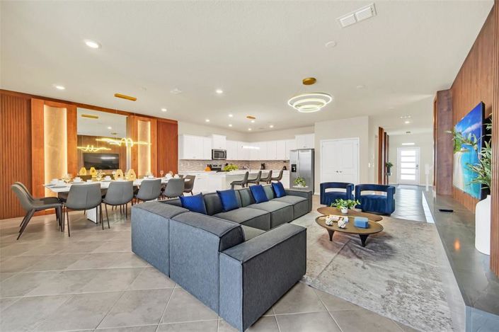 Image No.9-10 Bed Property for sale