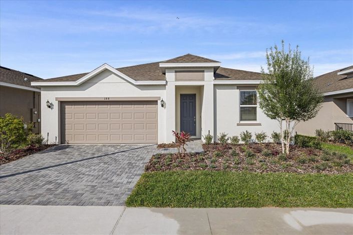 Image No.1-4 Bed Property for sale