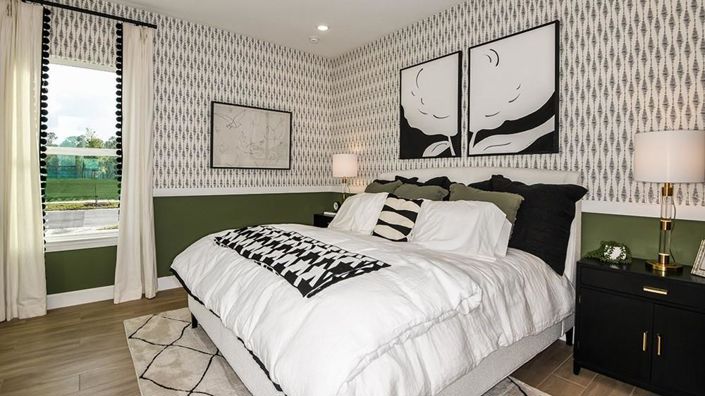 Image No.17-3 Bed Property for sale