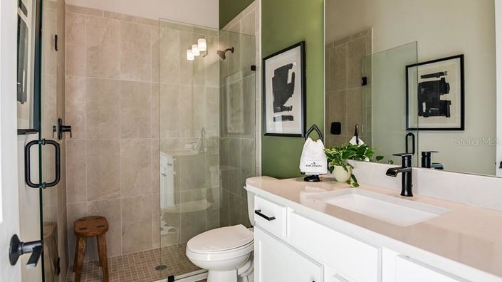 Image No.18-3 Bed Property for sale