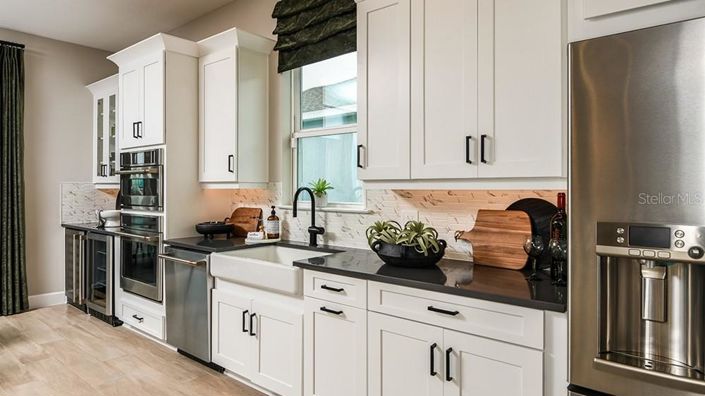 Image No.5-3 Bed Property for sale