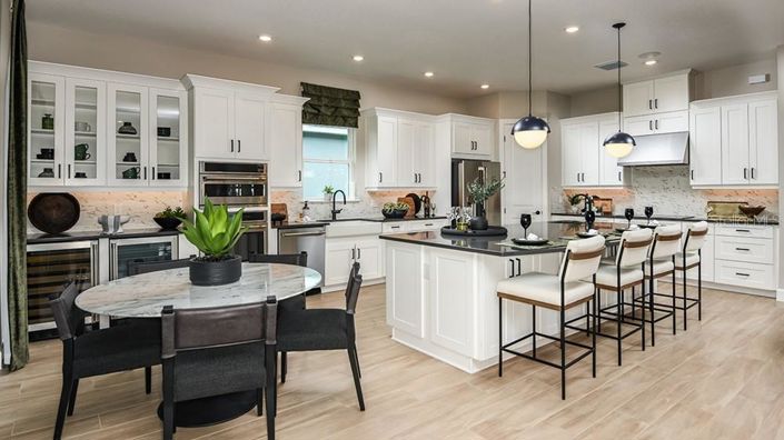 Image No.6-3 Bed Property for sale