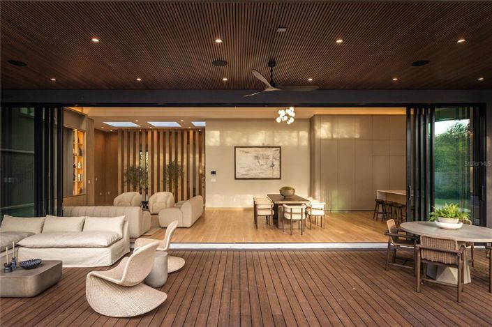 Image No.12-Propriété de 6 chambres à vendre à Orlando