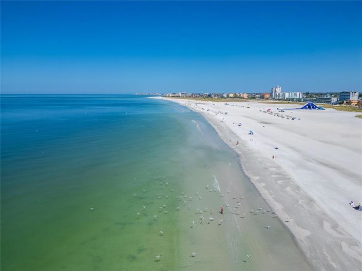 Image No.15-4 Bed Property for sale