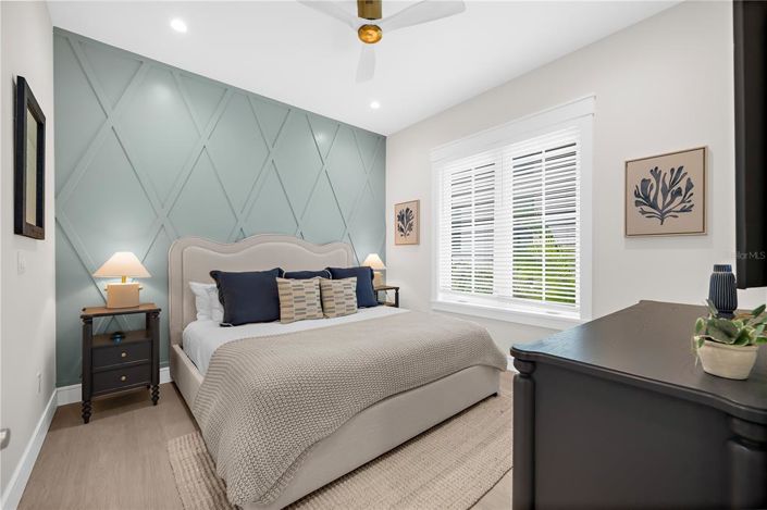 Image No.36-9 Bed Property for sale