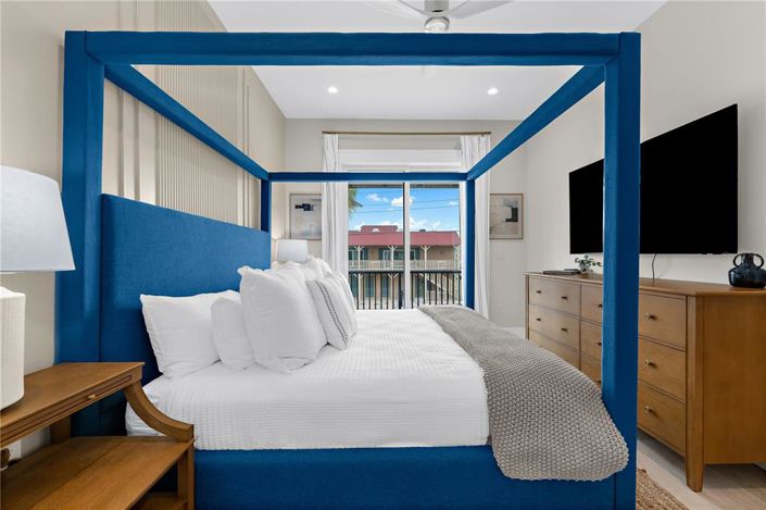 Image No.55-9 Bed Property for sale