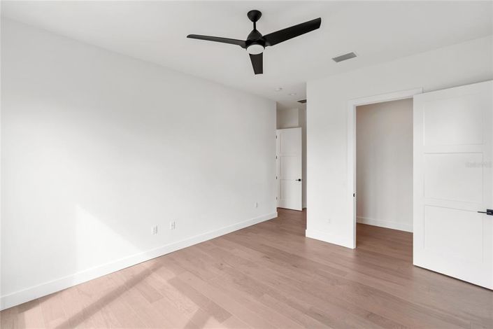 Image No.31-4 Bed Property for sale