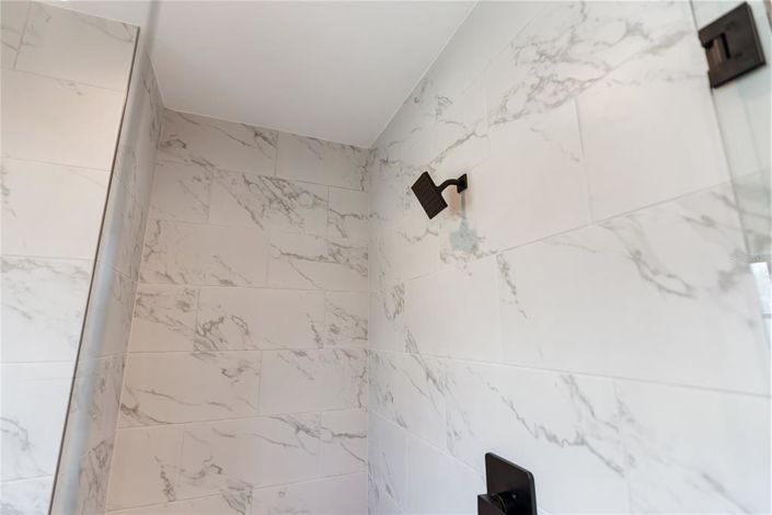 Image No.51-4 Bed Property for sale