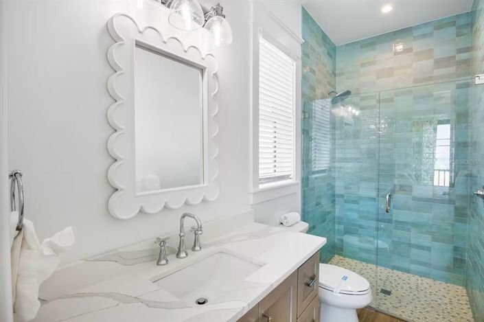 Image No.27-7 Bed Property for sale