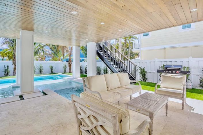 Image No.41-7 Bed Property for sale