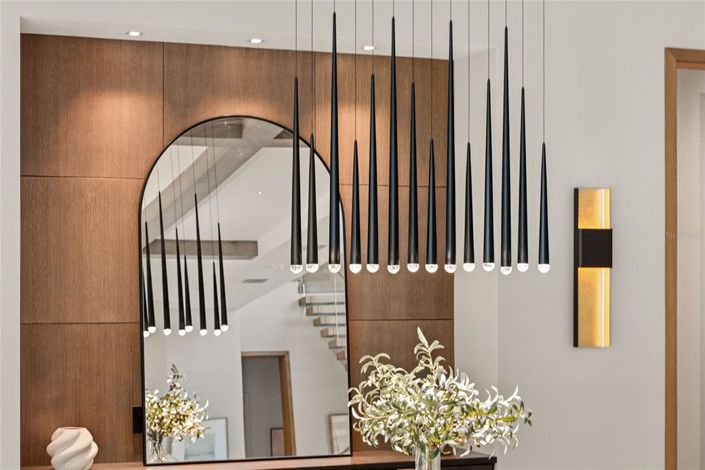 Image No.27-5 Bed Property for sale