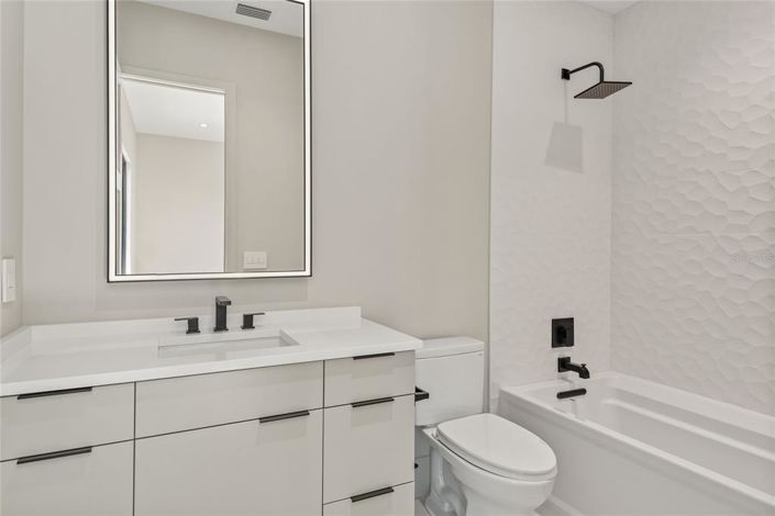 Image No.54-5 Bed Property for sale