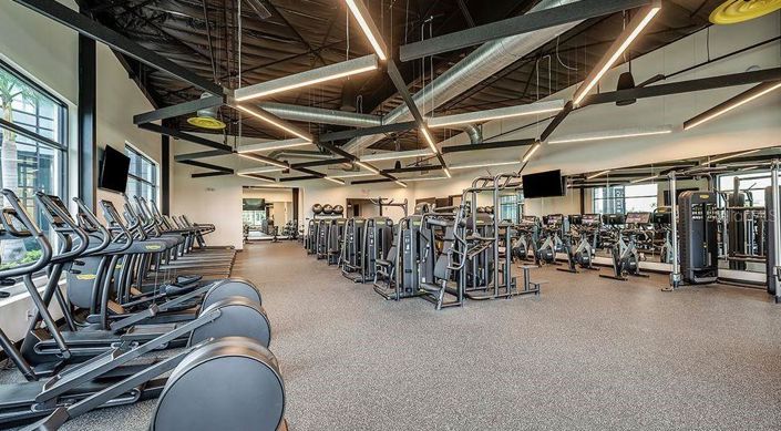 Image No.33-4 Bed Property for sale