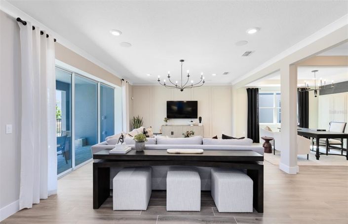 Image No.11-5 Bed Property for sale