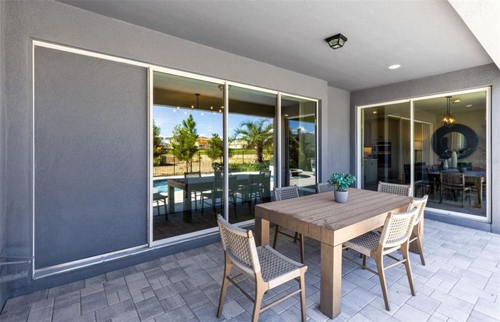 Image No.19-5 Bed Property for sale