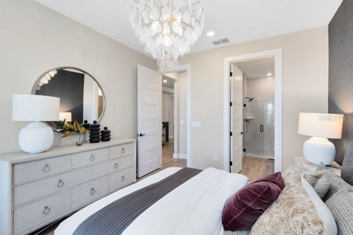 Image No.23-5 Bed Property for sale